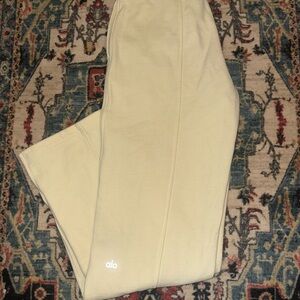 Alo Yoga Straight Leg Pants